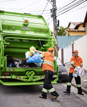 Residential Junk Removal in Orange County | JunkGrab